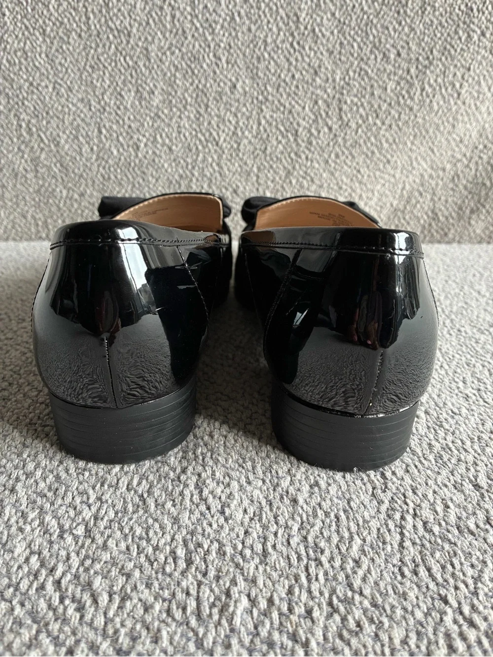Bandolino BNLINDI03 Black Patent Bow Loafers Women's Size 9M Slip On Dress Shoes